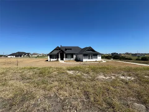 3001 Eagles Ct, Weatherford, TX 76087