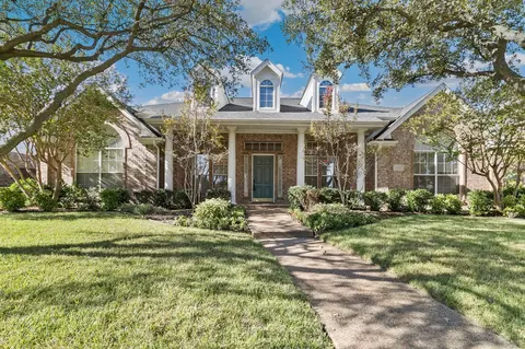 6216 Wolf Ridge Dr, Plano, TX 75024