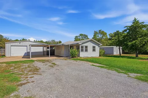 113 Willow Dr, Pottsboro, TX 75076