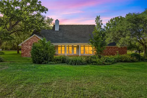 Exterior - 142 Stillwater Rd, Waco, TX 76708 photo 7 of 7