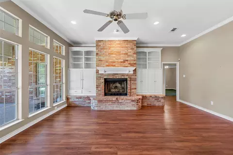 Living - 142 Stillwater Rd, Waco, TX 76708 photo 2 of 3