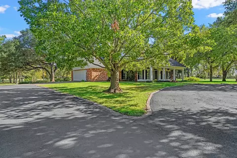 Exterior - 142 Stillwater Rd, Waco, TX 76708 photo 3 of 7