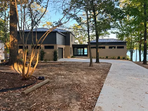 148 King Andrew Ct, Scroggins, TX 75480