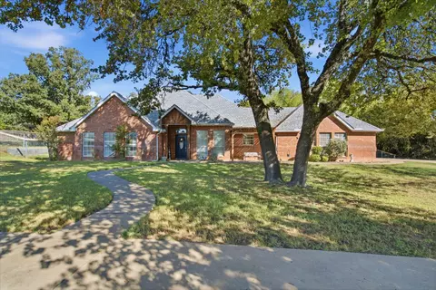 210 Saddle Club Rd, Weatherford, TX 76088