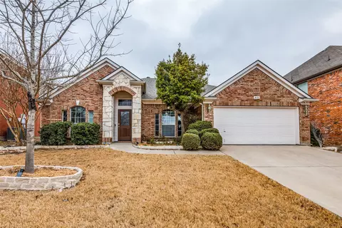 815 Hickory St, Burleson, TX 76028