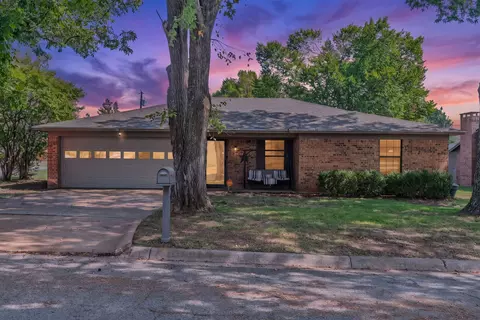 460 34th St, Paris, TX 75460