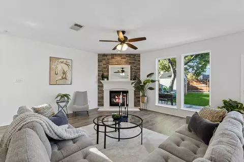 3737 Brandywine Ln, Fort Worth, TX 76244