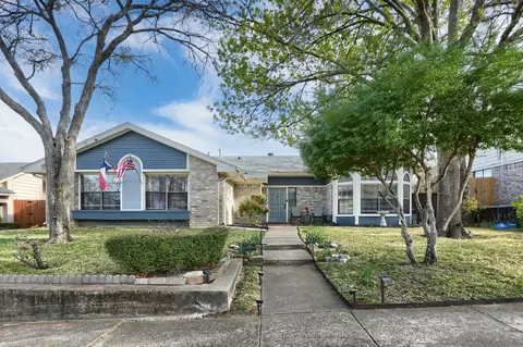 322 Allegheny Trail Ln, Garland, TX 75043
