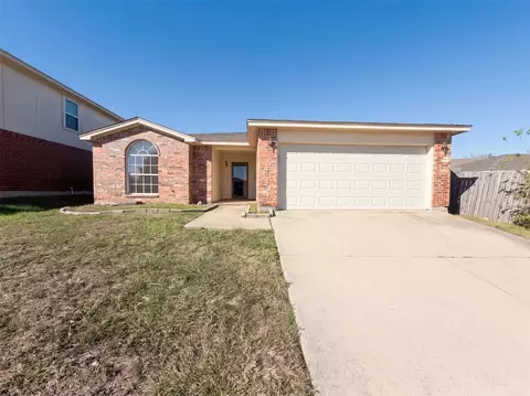 6704 Pony Express Trl, Arlington, TX 76002