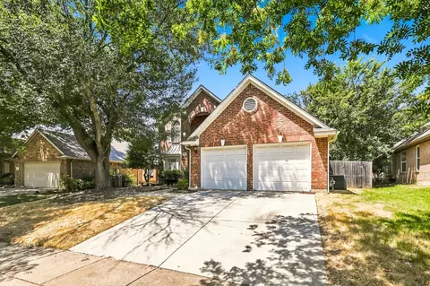5445 Lake Powell Dr, Fort Worth, TX 76137
