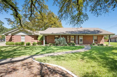 5203 Thunderbird Trl, Granbury, TX 76049