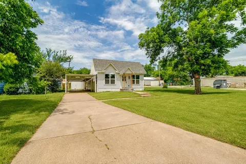 508 Virginia St, Graham, TX 76450