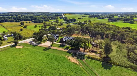 View/Area - 141 County Road 2115, Gainesville, TX 76240 photo 1 of 2