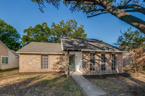 909 Maydelle Ln, Garland, TX 75042