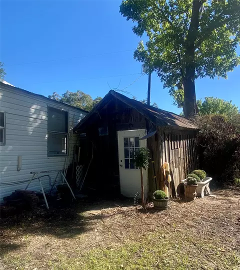Exterior - 201 N Main, Randolph, TX 75475 photo 8 of 12