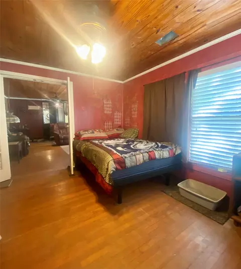 Bedroom - 201 N Main, Randolph, TX 75475 photo 2 of 3