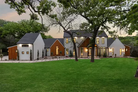 700 Cactus Rio Dr, Weatherford, TX 76087