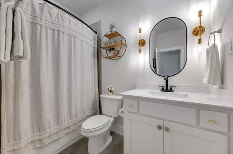 Bath - 4610 Mayfield Dr, Prosper, TX 75078 photo 5 of 5