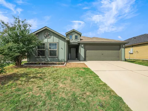 8301 Steel Dust Dr, Fort Worth, TX 76179