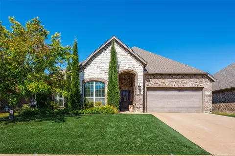 2740 Chimney Rock Rd, Burleson, TX 76028