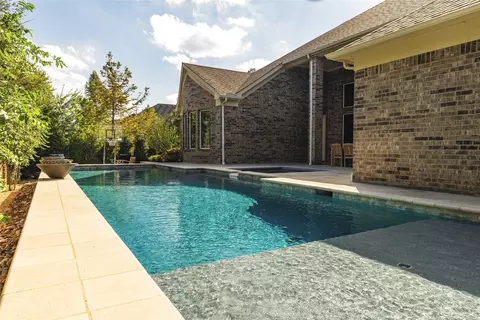 Exterior - 501 Rawhide Path, Keller, TX 76248 photo 5 of 10
