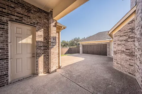 Exterior - 501 Rawhide Path, Keller, TX 76248 photo 8 of 10
