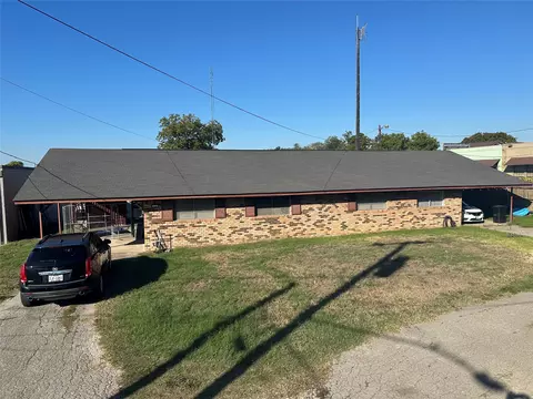 111 E Spence St, Sulphur Springs, TX 75482