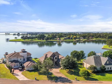 470 White Rock Rd, Corsicana, TX 75109