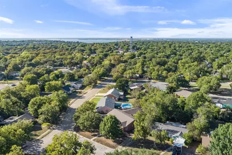 View/Area - 2501 N 32nd St, Waco, TX 76708 photo 1 of 1