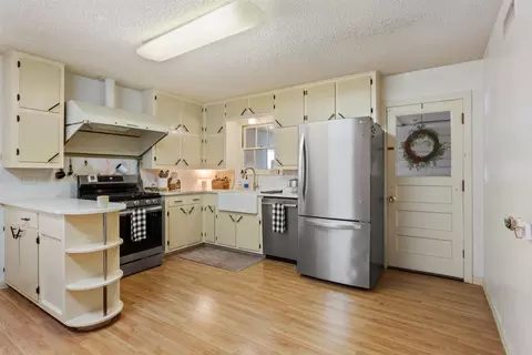 Kitchen - 2501 N 32nd St, Waco, TX 76708 photo 1 of 3
