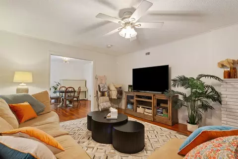 Living - 2501 N 32nd St, Waco, TX 76708 photo 2 of 3