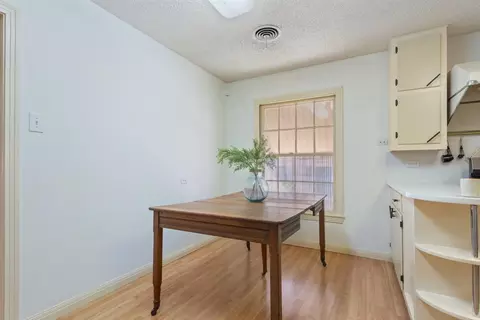Dining - 2501 N 32nd St, Waco, TX 76708 photo 3 of 3
