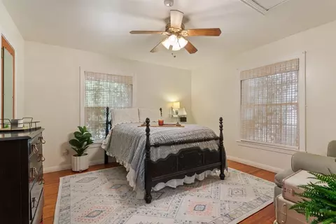 Bedroom - 2501 N 32nd St, Waco, TX 76708 photo 2 of 2