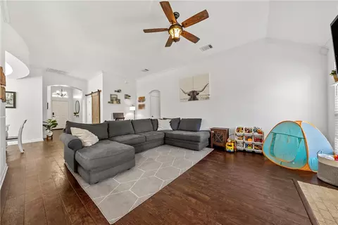 10145 Condor Loop, Waco, TX 76708 photo 7