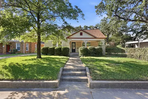 3104 Yucca Ave, Fort Worth, TX 76111