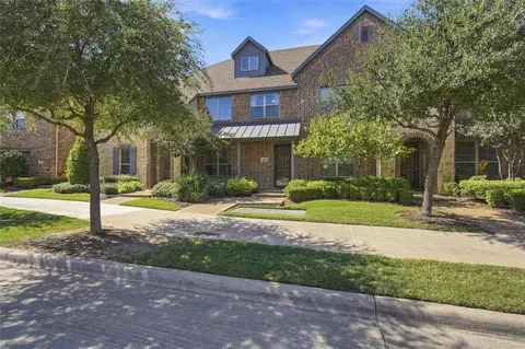 4270 Cascade Sky Dr, Arlington, TX 76005