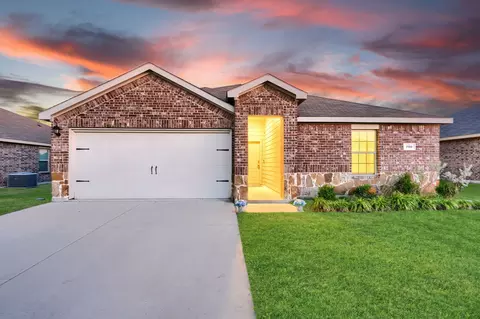 706 Heirloom Ln, Royse City, TX 75189