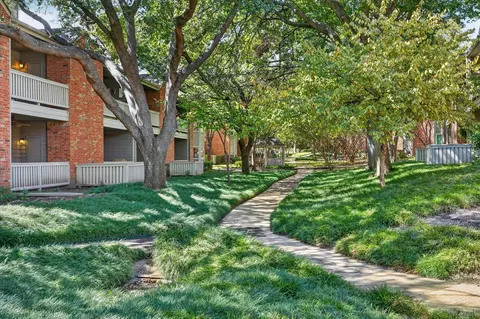 12660 Hillcrest Rd #5204, Dallas, TX 75230