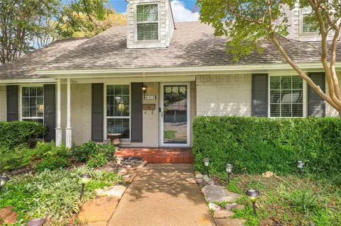 614 Winchester Dr, Richardson, TX 75080