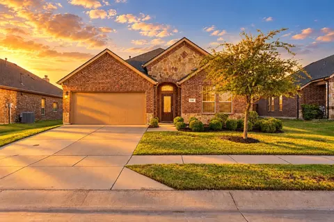 536 Alice Ln, Fate, TX 75189