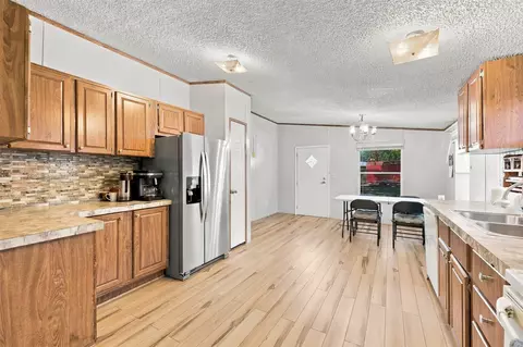Kitchen - 3111 Preston Rd, Denison, TX 75020 photo 2 of 3