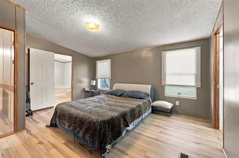 Bedroom - 3111 Preston Rd, Denison, TX 75020 photo 5 of 6