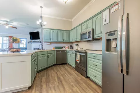 Kitchen - 4930 Spring Valley Rd, Lorena, TX 76655 photo 1 of 2