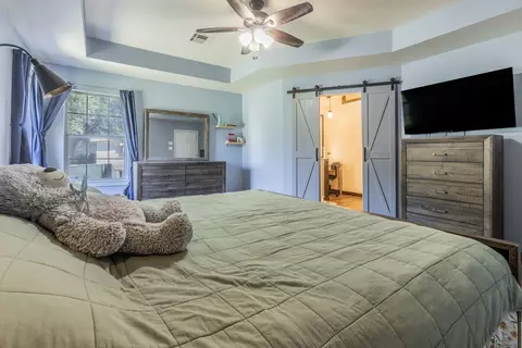 Bedroom - 4930 Spring Valley Rd, Lorena, TX 76655 photo 3 of 6
