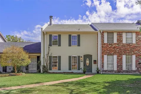 10053 Smitherman Dr, Shreveport, LA 71115