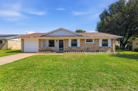 206 Rockaway Dr, Duncanville, TX 75116