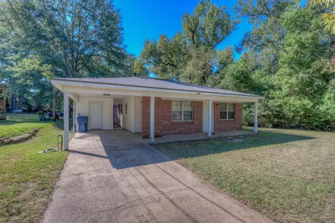 409 Francis Ave, Mooringsport, LA 71060