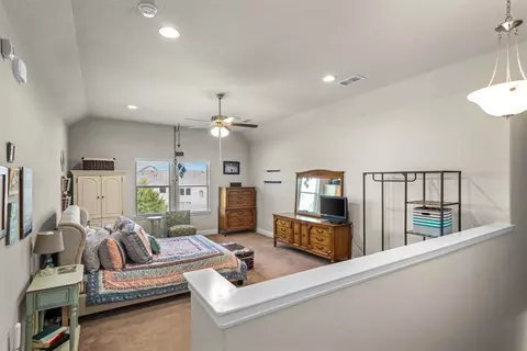 Bedroom - 1008 10th St, Argyle, TX 76226 photo 3 of 4