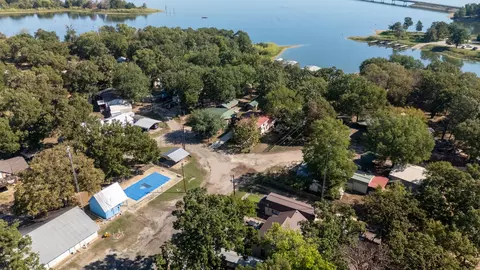 274 Private Road 7717, Emory, TX 75440