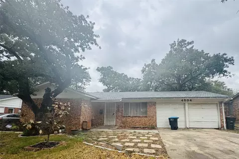 4504 Burke Rd, Fort Worth, TX 76119